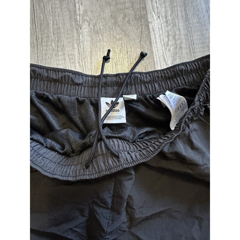 Adidas Shorts Womens Large Pacer 3-Stripes Black Multicolor‎ lined Pride Rainbow - Picture 4 of 15